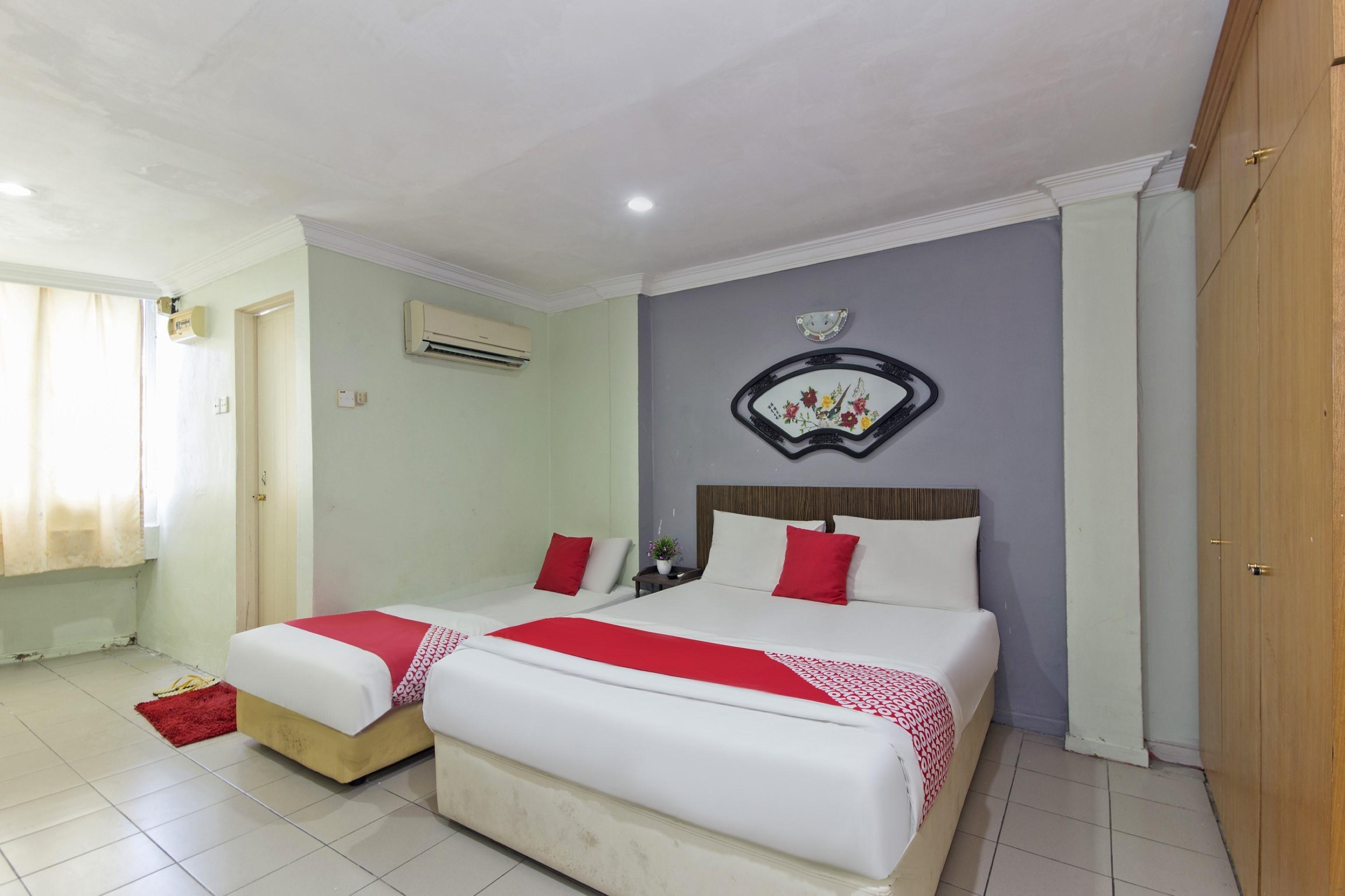 אמפאנג Oyo 329 Suntex Hotel מראה חיצוני תמונה