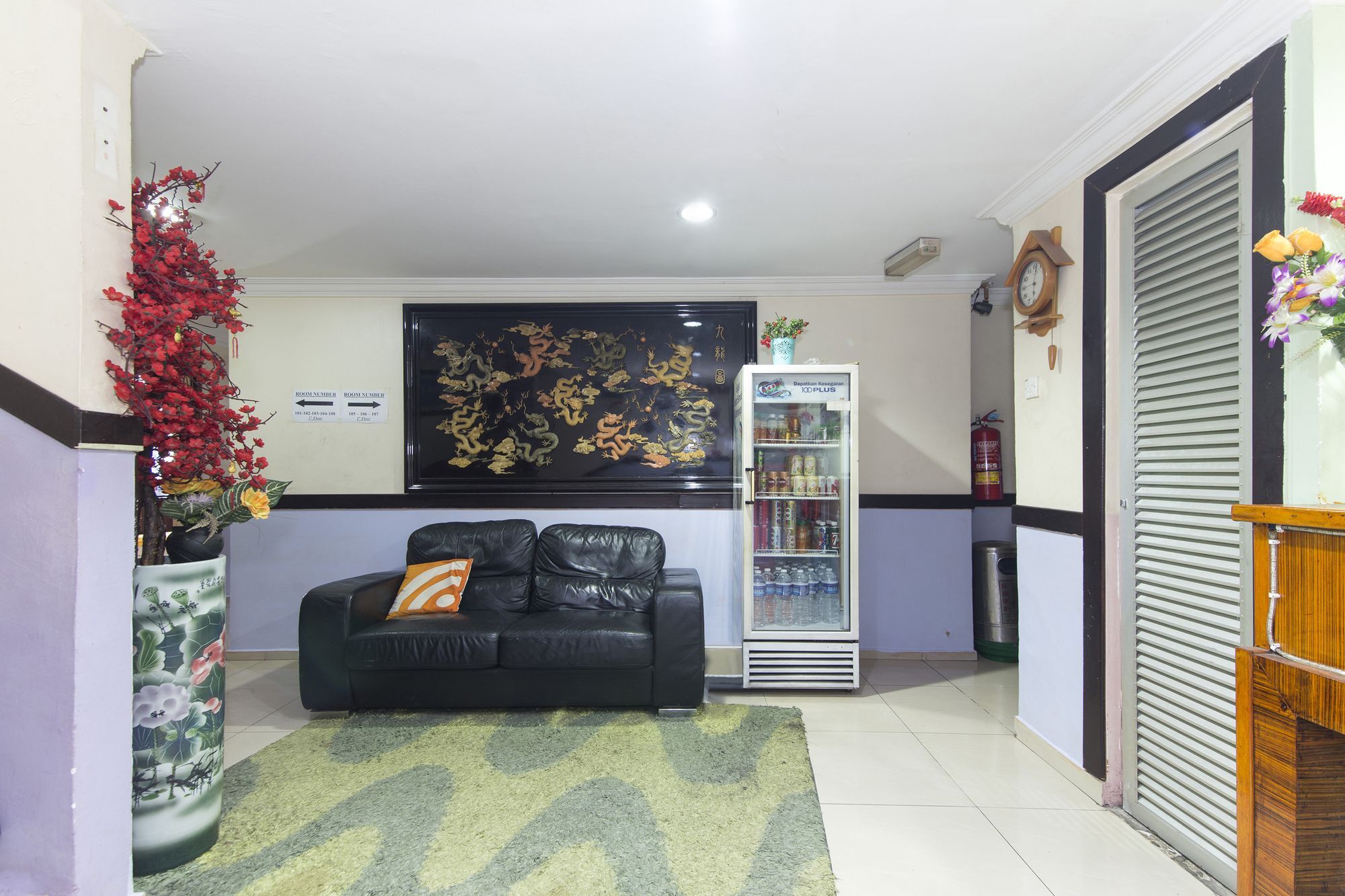 אמפאנג Oyo 329 Suntex Hotel מראה חיצוני תמונה